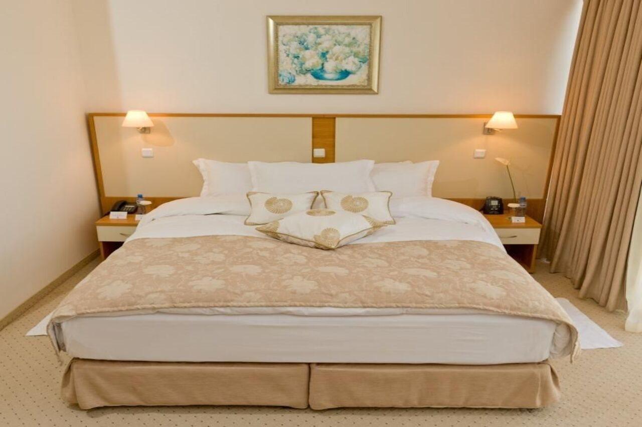 Apollo - Ultra , Pools & Free Beach, Individual Ac In Every Hotel Nisipurile de Aur