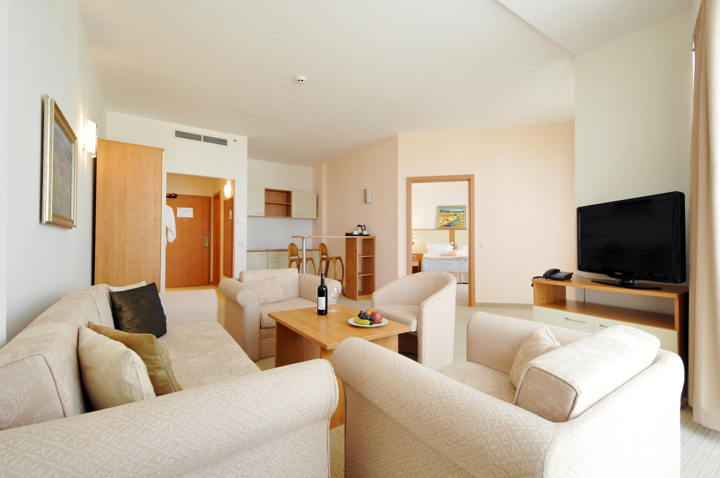Hotel Apollo - Ultra , Pools & Free Beach, Individual Ac In Every