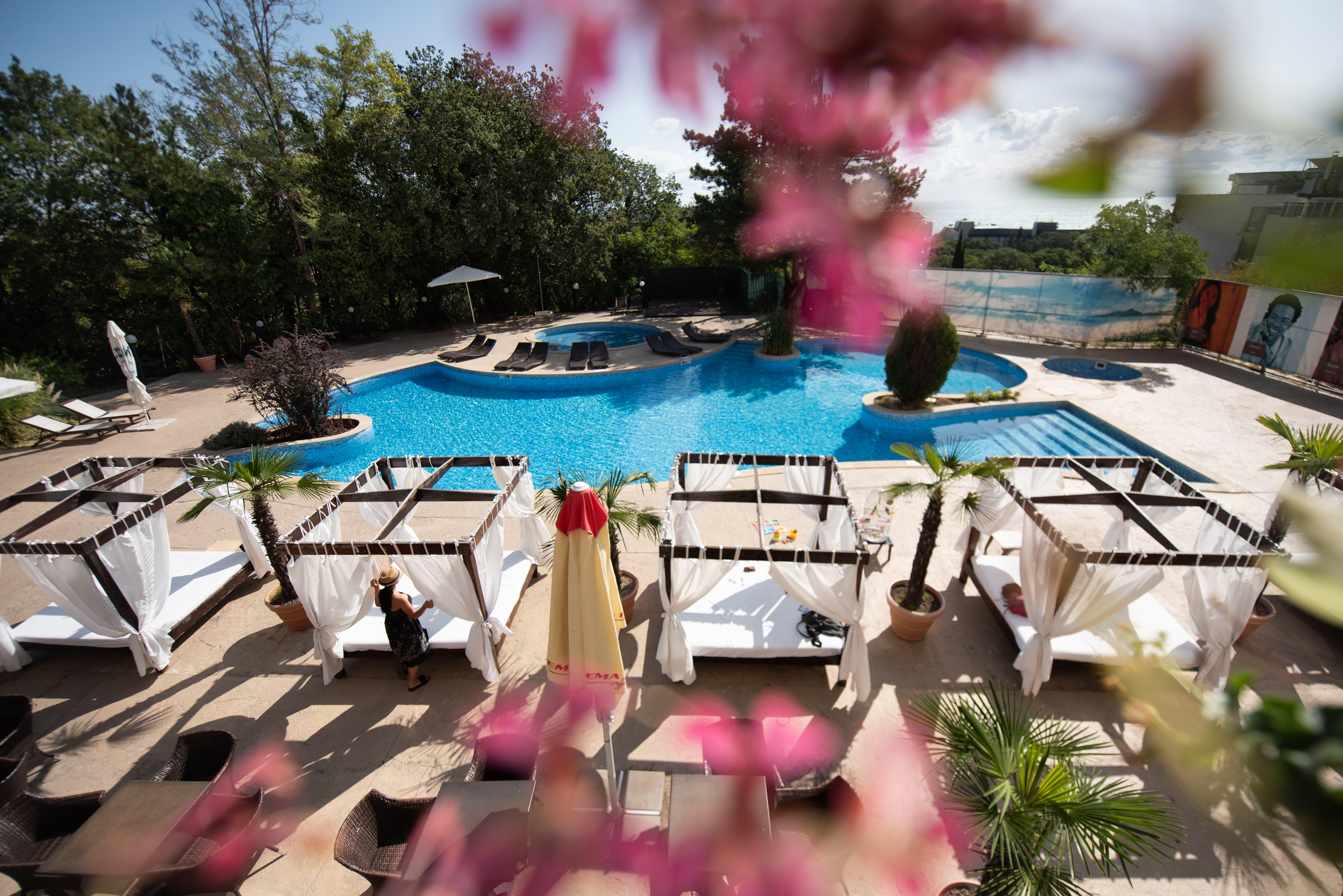 Apollo - Ultra , Pools & Free Beach, Individual Ac In Every 4*