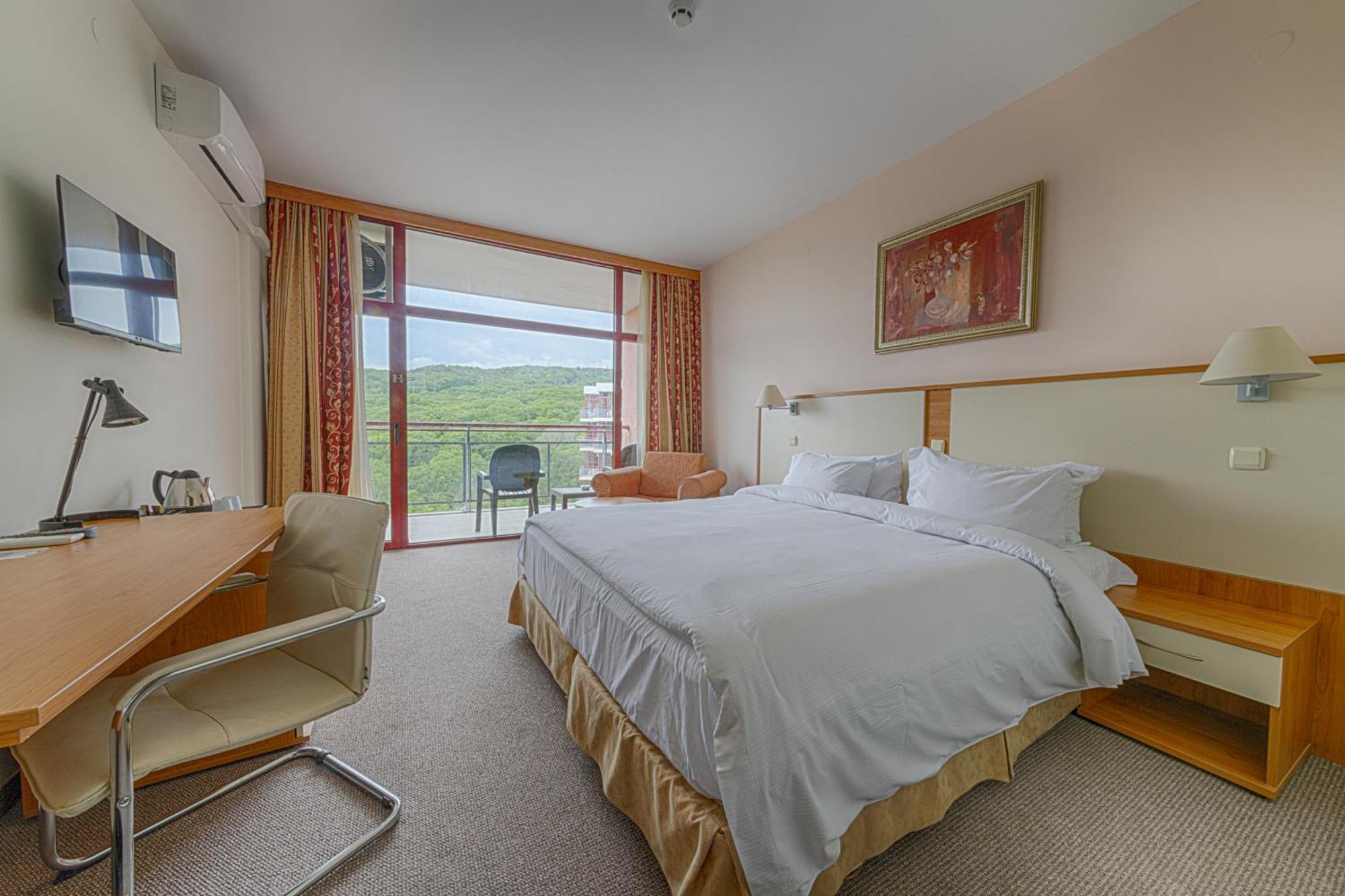 Apollo - Ultra , Pools & Free Beach, Individual Ac In Every Goldstrand