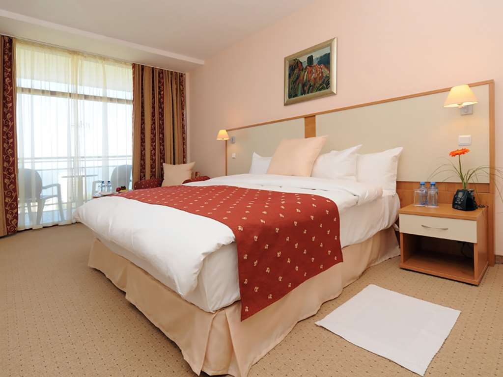 Apollo - Ultra , Pools & Free Beach, Individual Ac In Every Hotel Goldstrand